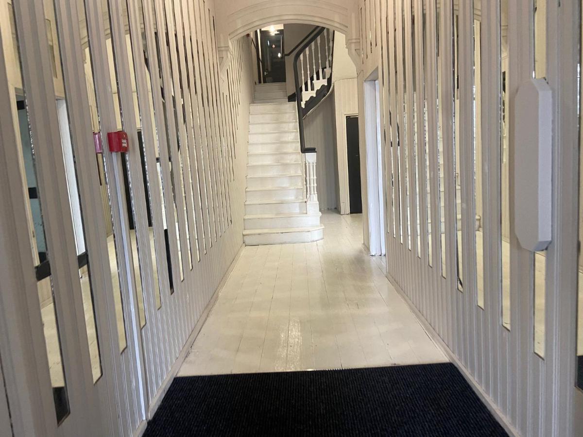 Lancaster Apartments Blackpool Bagian luar foto